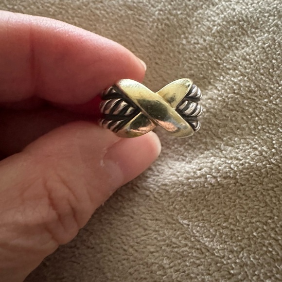 Today Only 🌺David Yurman vintage X ring. Approx. size 6.5.-7 - Picture 2 of 5